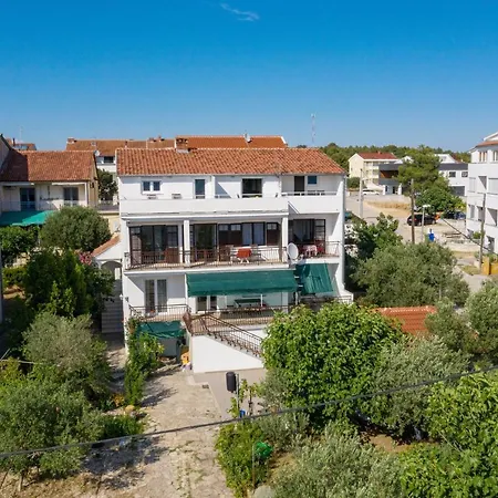 863b Apartman