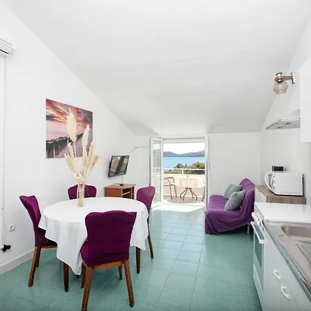 863b Apartman
