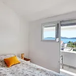 863b Lägenhet *